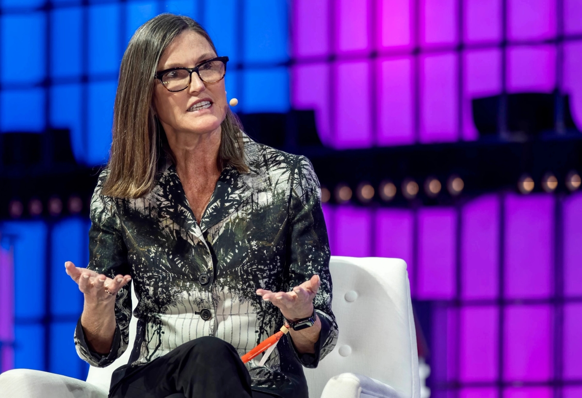 Cathie Wood still bullish about Coinbase, SEC Chair Gensler says ‘it’s too early’ for new crypto rules post-Ripple ruling 